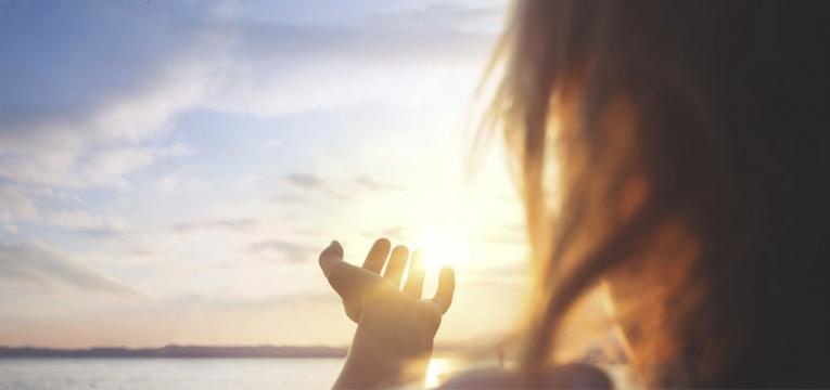 Tipos de llamador de ángeles según su color Tipos de llamador de ángeles según su color