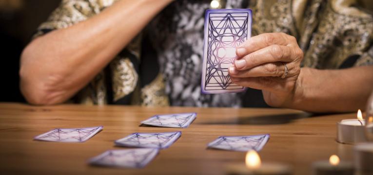 tarot el hierofante