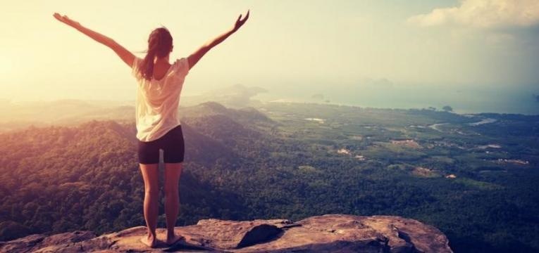 Los esenios y una técnica para la Gratitud y Purificación Los esenios y una técnica para la Gratitud y Purificación