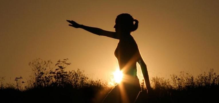 ¿Cuáles son los poderes del ópalo de fuego?