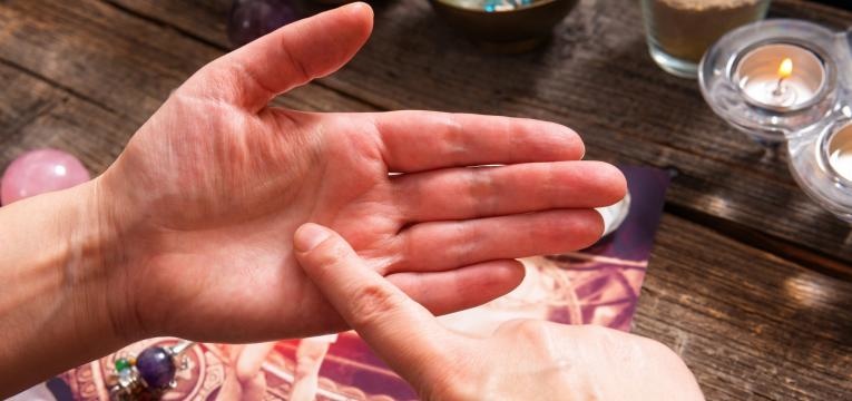 ¿Qué dicen las líneas de la muñeca sobre tu personalidad?