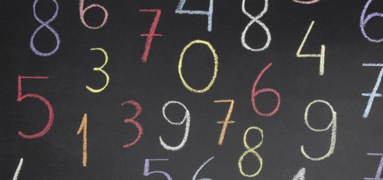 Numerología del coche: cada número tiene un significado único